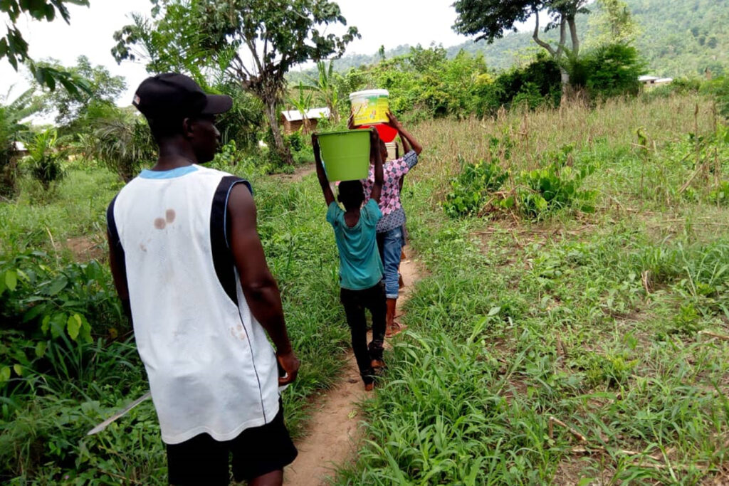 Drilling a Water Well in Ghana - HAYAT YOLU